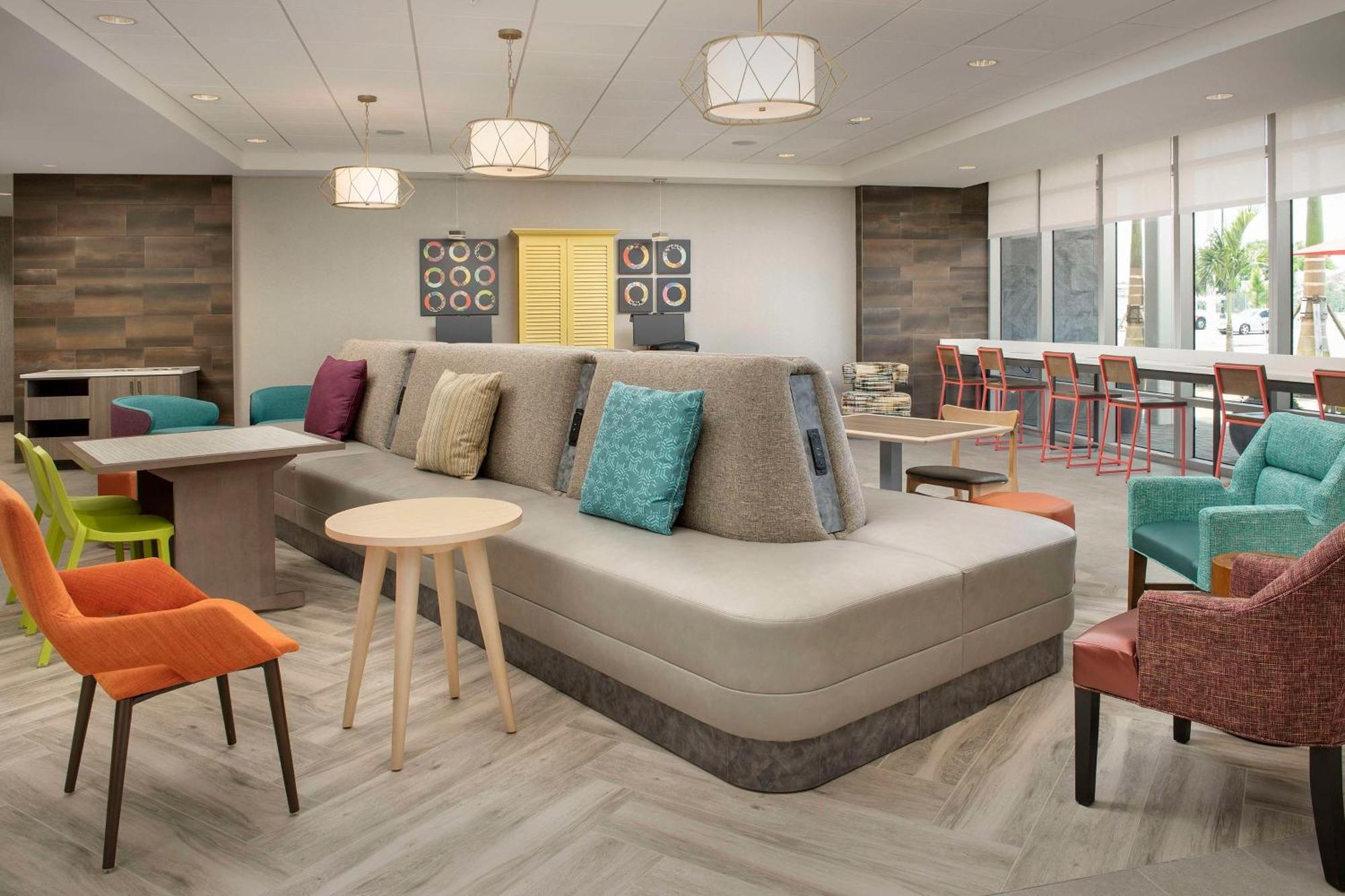 Home2 Suites By Hilton Fort Myers Airport Екстер'єр фото