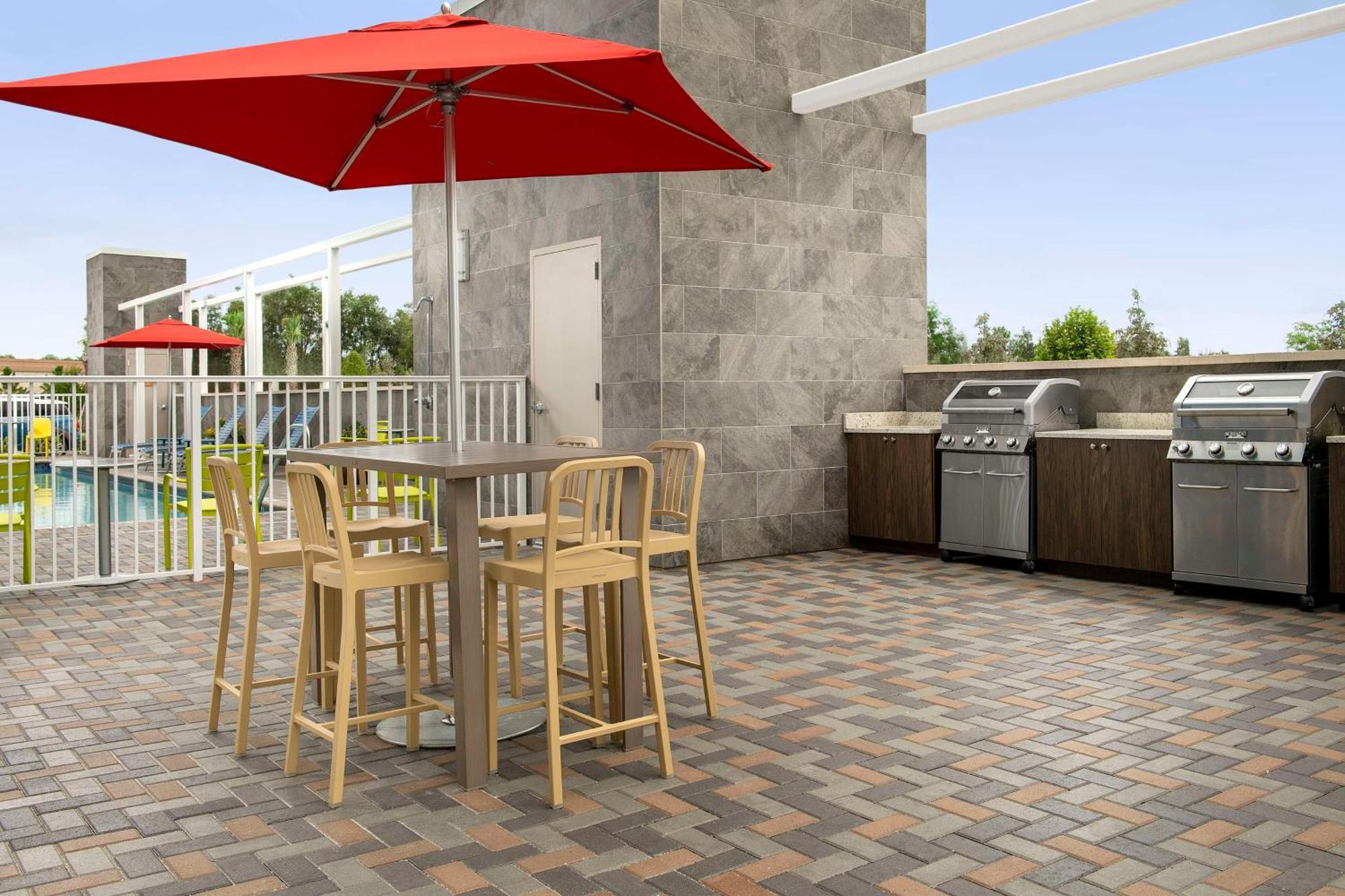 Home2 Suites By Hilton Fort Myers Airport Екстер'єр фото