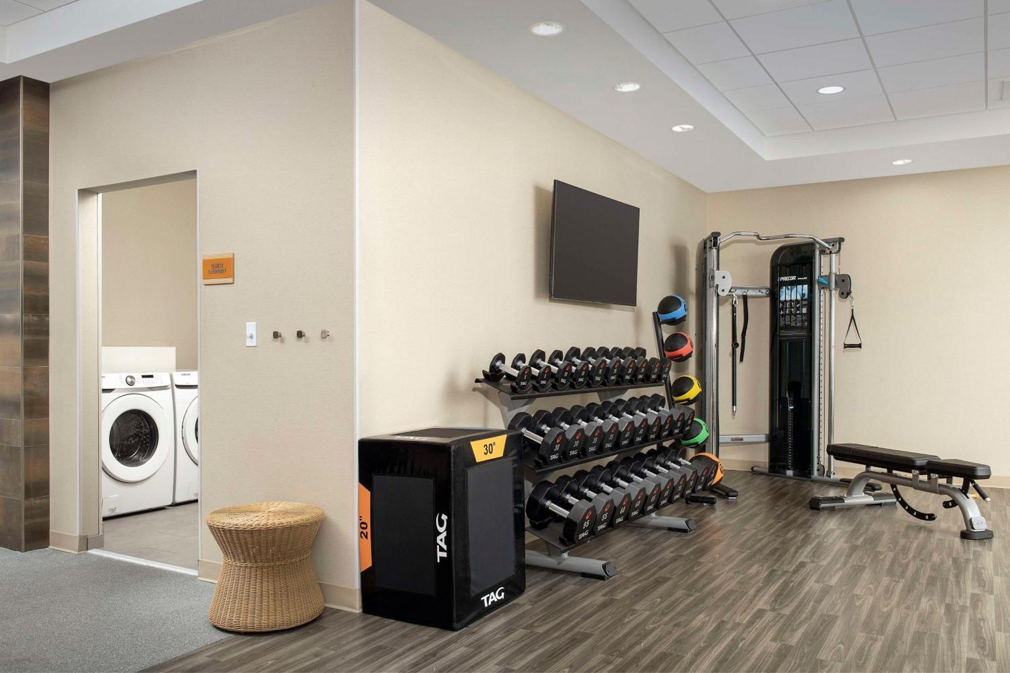 Home2 Suites By Hilton Fort Myers Airport Екстер'єр фото